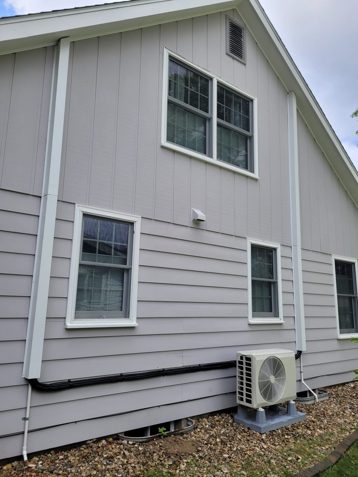 Mini-Split-Heat-Pump-Bryant-Iowa-City-Colony-Plumbing-Heating-Air-Conditioning